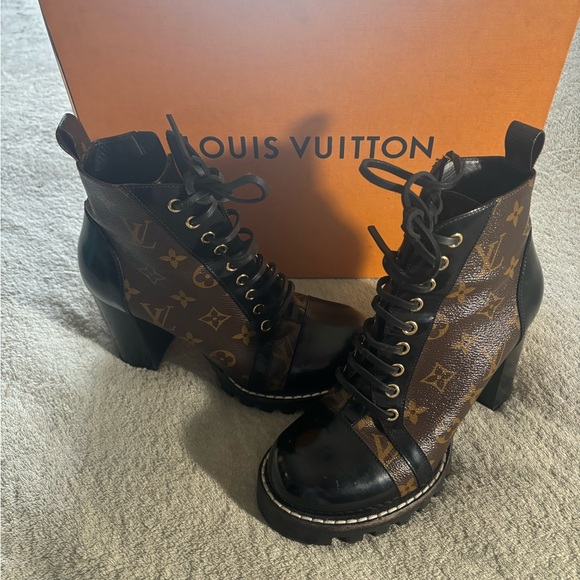 Louis Vuitton Lace Up Boots Black and Brown - Picture 1 of 16